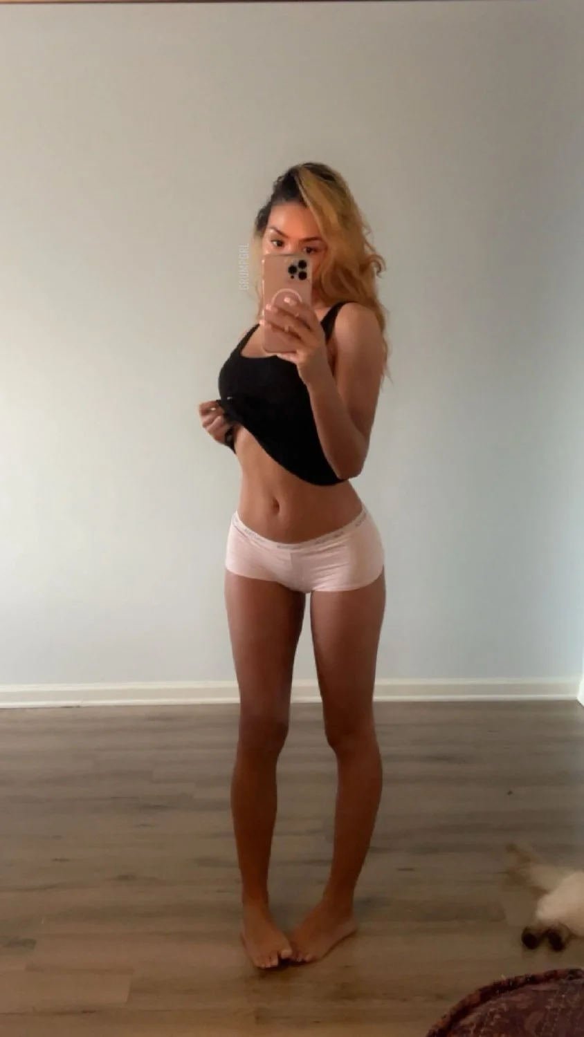 Latina Secretary _MUFF¥§_ Mmorbu××× _GrumpGrl_ image 2