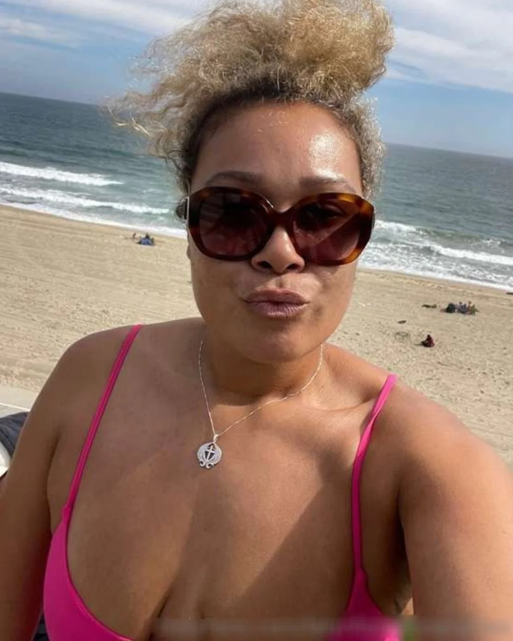 6'4 Tall Thick Gorgeous Amazon Milf.. <> Pro - Volleyball🏐 Athlete Player with Big Booty🍑.. [Pt-2] image 3