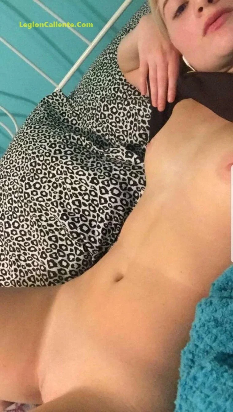 Brenda una colegiala mexicana image 7