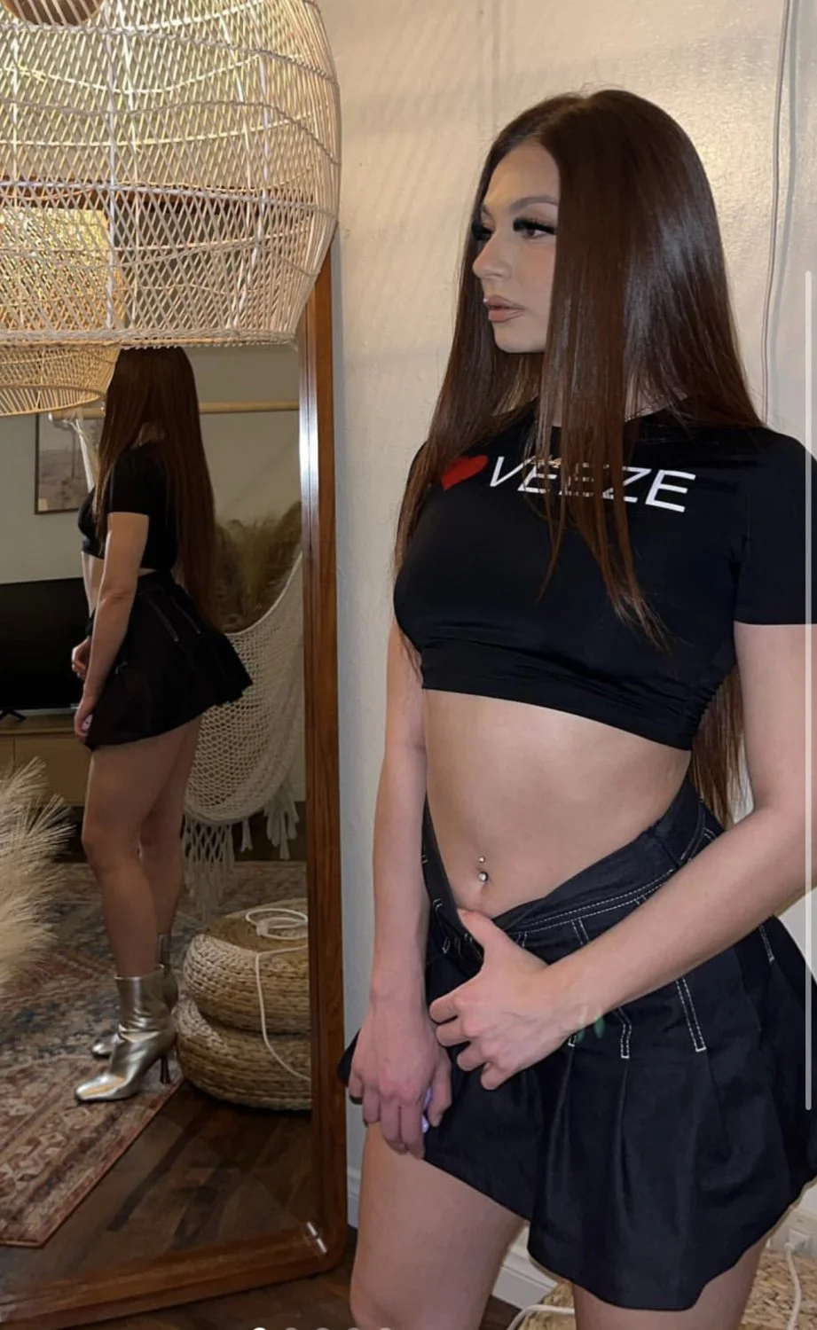 Sexy redhead Latina loves BBC image 16
