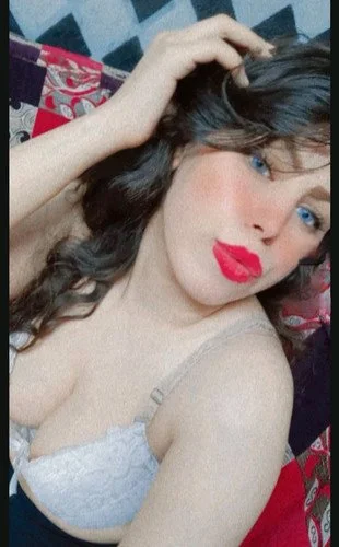 Arab girl strawberry 🍓🍓 image 7