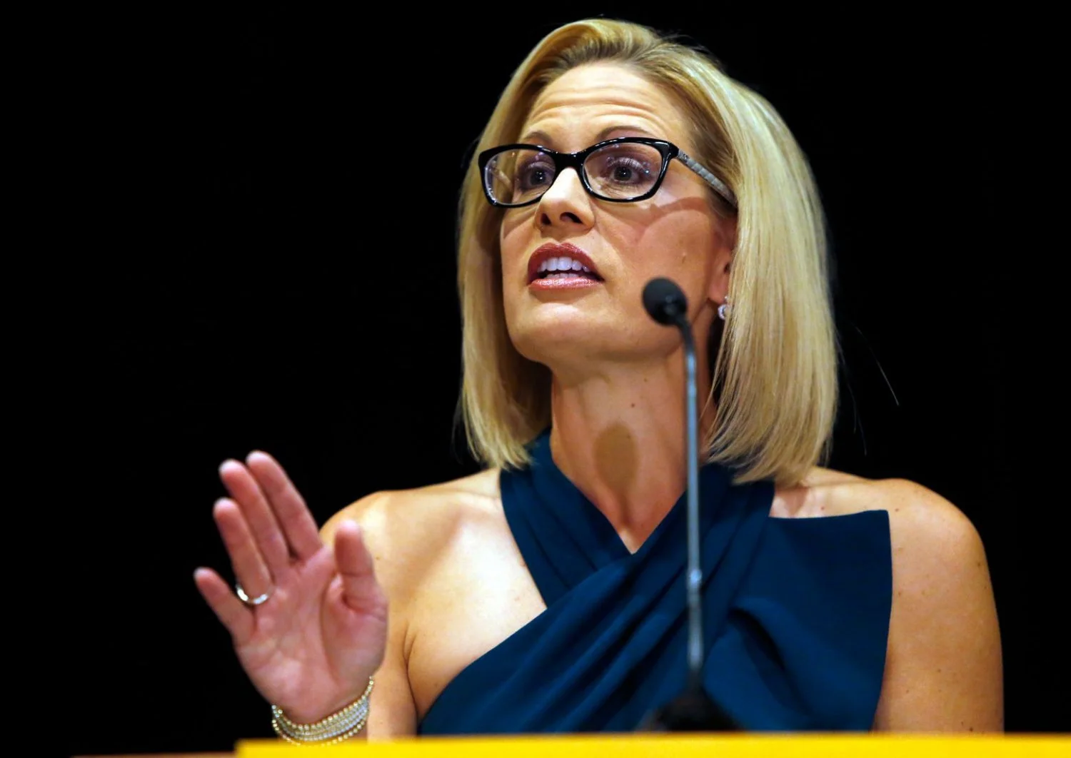 urn-publicid-ap-org-406e8885842342a2a0dbbdb7e98c2cdbElection_2018_Senate_Arizona_51324 main image
