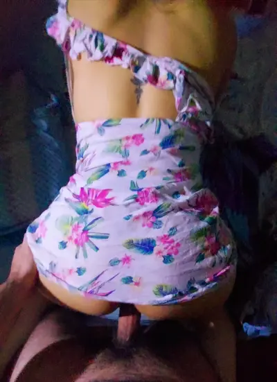 Argentina de vestido en cuatro cover image