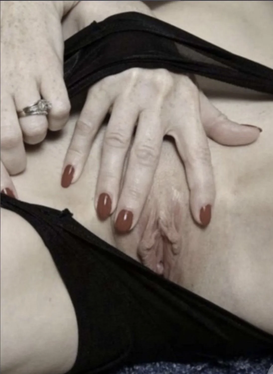 MarriedTraceyNavyWife40 image 5