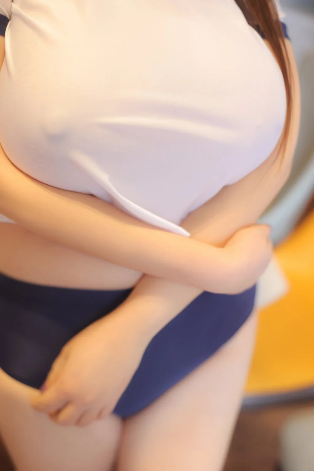 Beautiful model with great big tits - Ɔɥǝu Qᴉ Qᴉ image 6