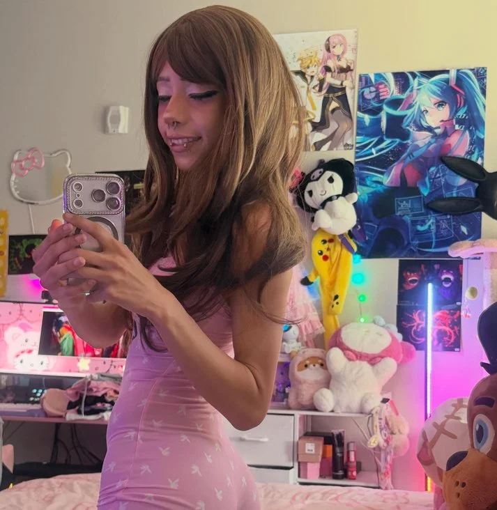 E-Cuties 14 image 3