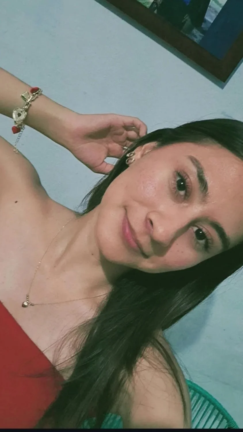 Que deliciosa puta prefieren? image 4