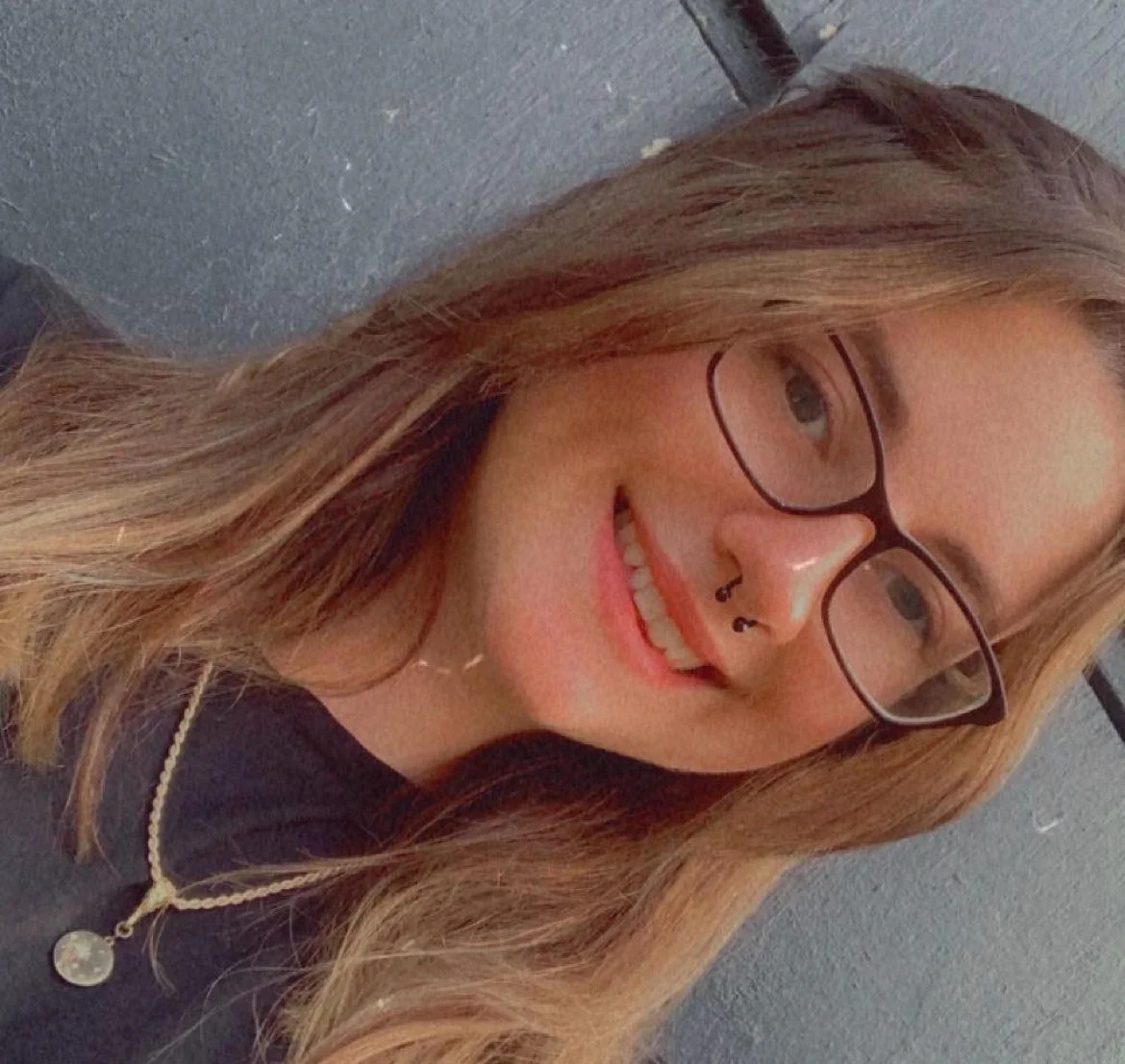 Cumslut Katlyn 25yo image 3