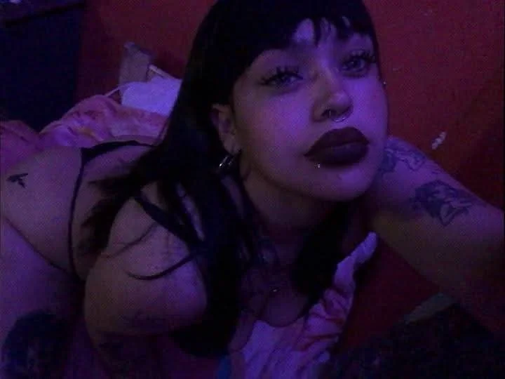 Maia Antonella una pendeja turrita muy trola image 12