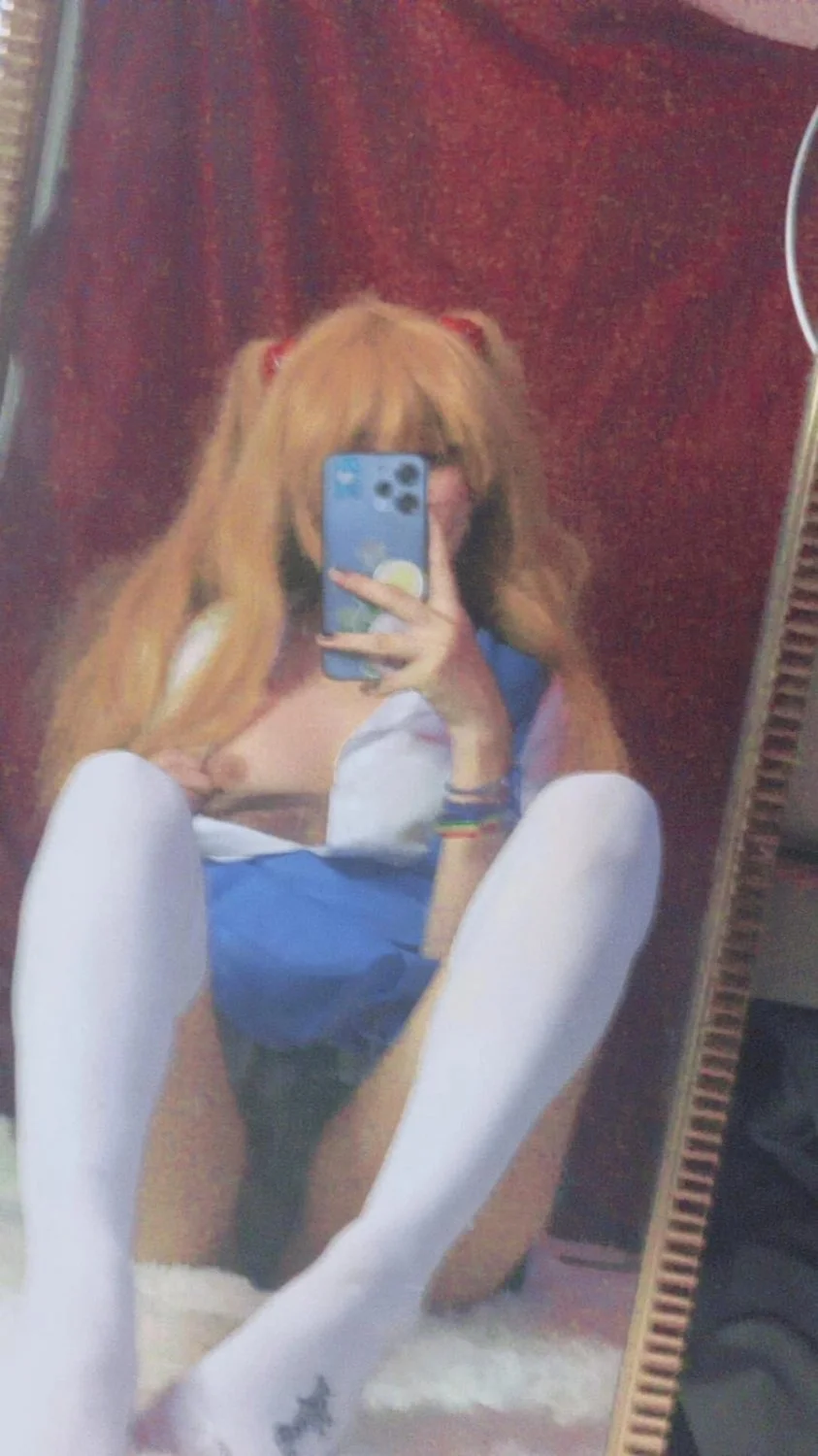 Mi amiga otaku con ricas tetas image 15