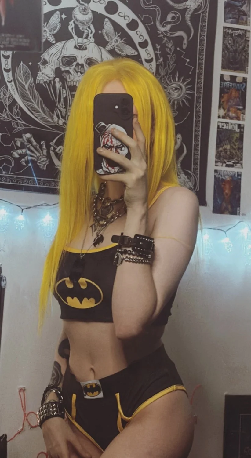 Nerdy and naughty, am I hot or not main image