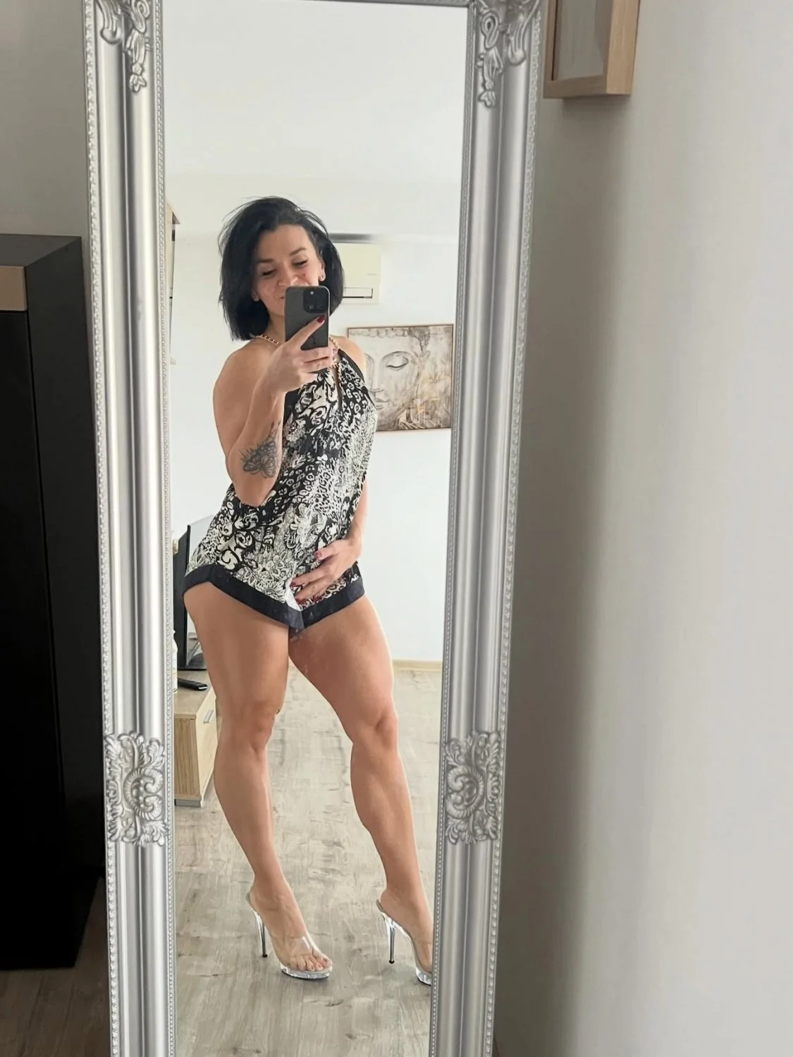 Sexy cougar is Over 50 no kids never married image 18