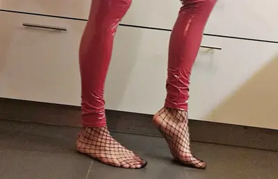 Skinny Feet in Fishnets 🦶🏼😋 cover image