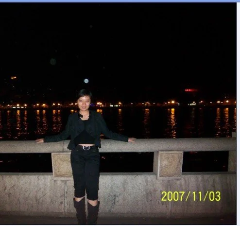Chinese amateur milf 25 image 2