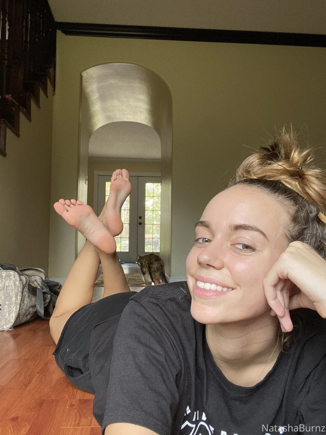 Ťäshá_Ćánädiän_Big Feet image 42