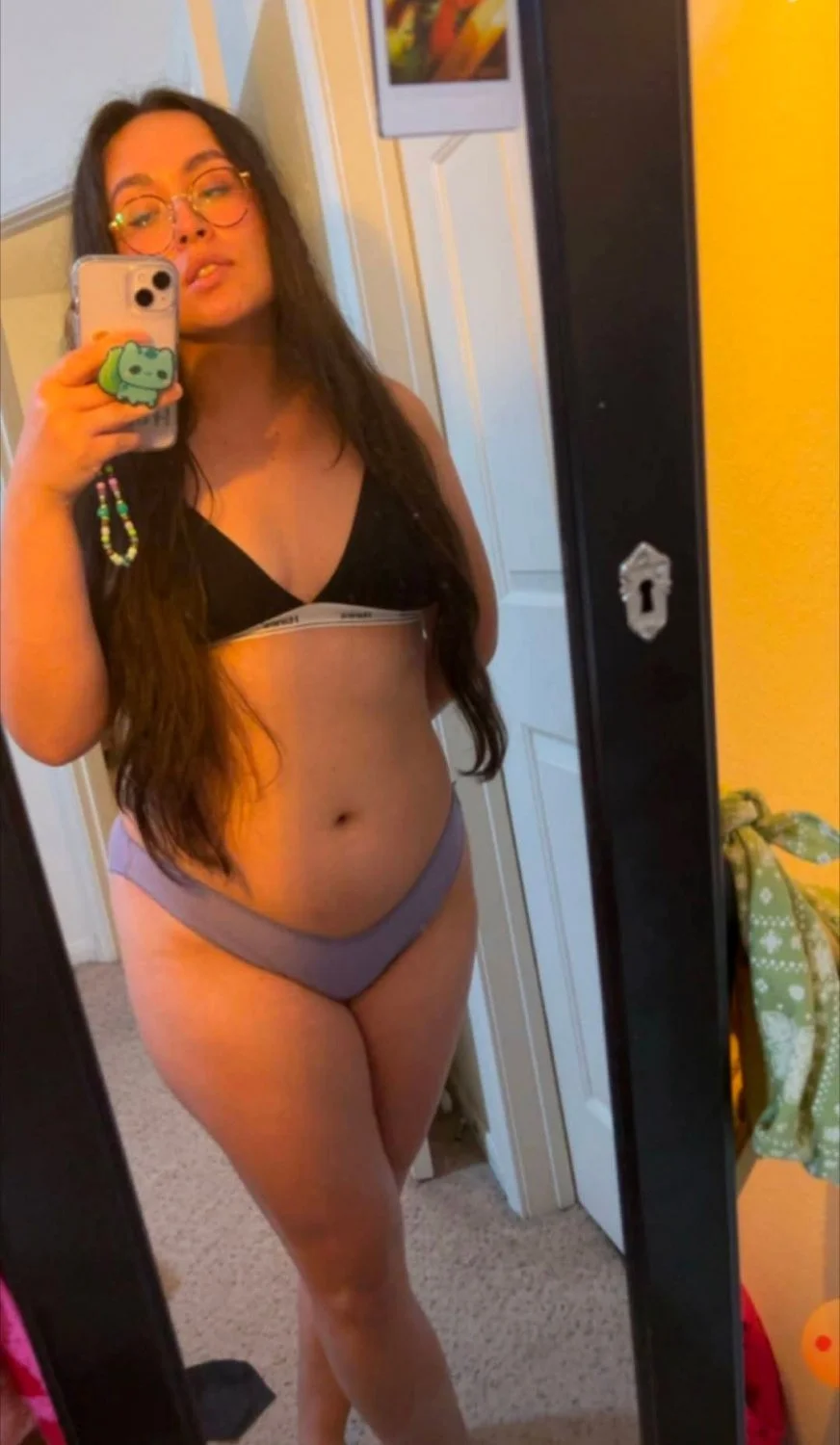 Amateur Latina Wife image 20
