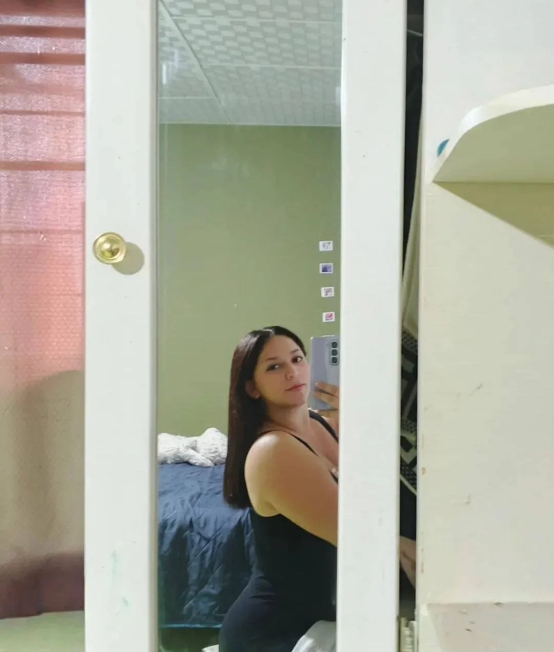 En novio no sabe lo que envía la puta de su novia a sus exs image 33
