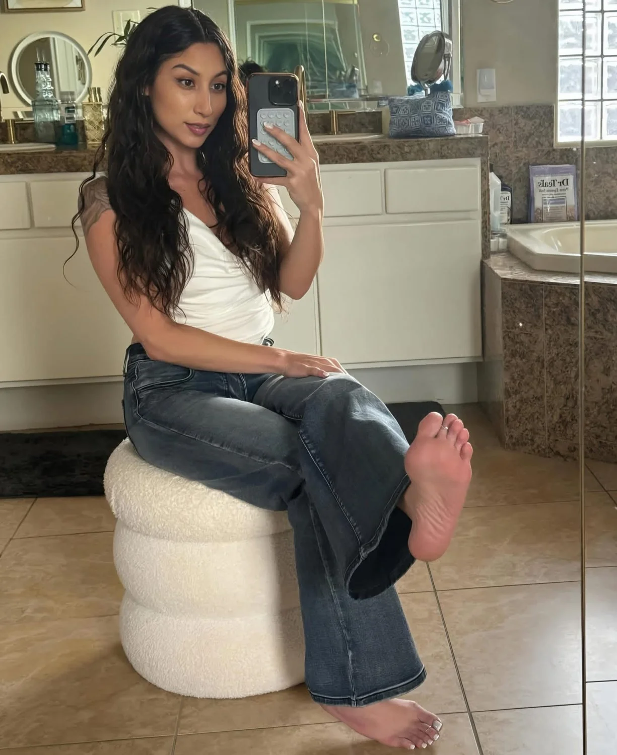 ivoryftxo beautiful feet Pt 2 image 4