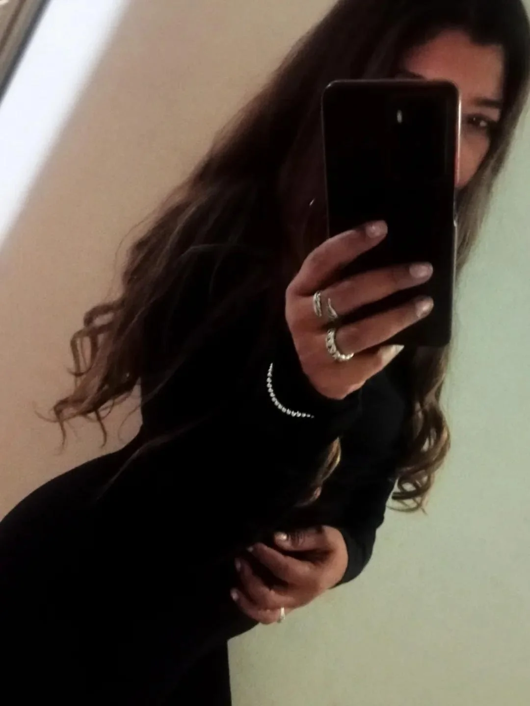 Exhibiendo la suegra de un usuario.Tiene una cara de puta que rico 😋 image 2