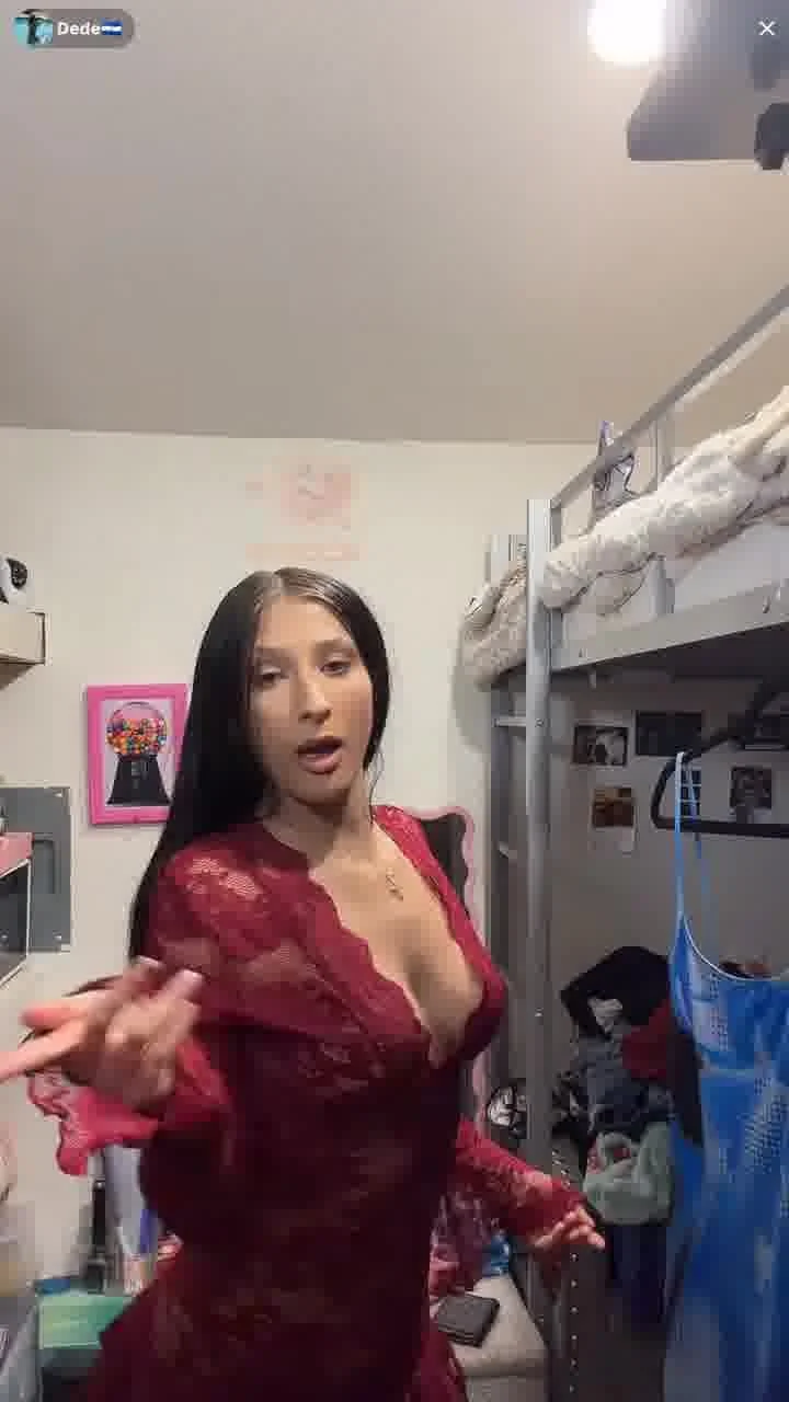 tiktok live latina thong main image