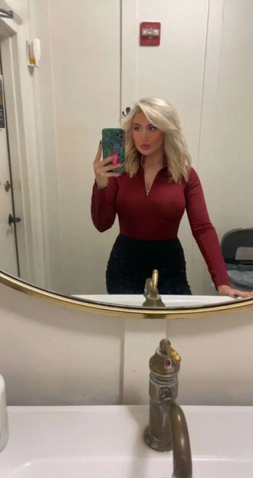 Sexy blonde wife exposed main image