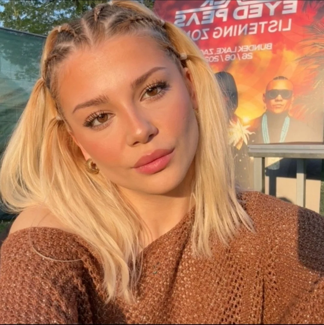 Shameless young blonde teen slut Lara naked main image