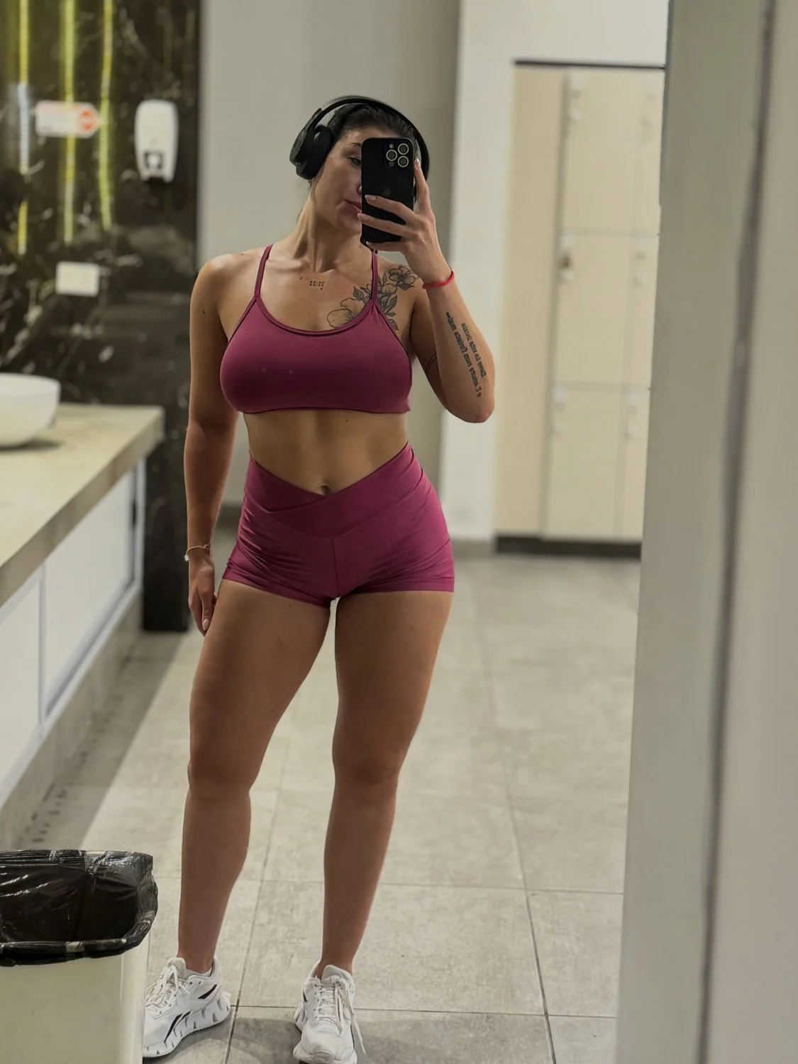 training provoking everyone with my tits main image