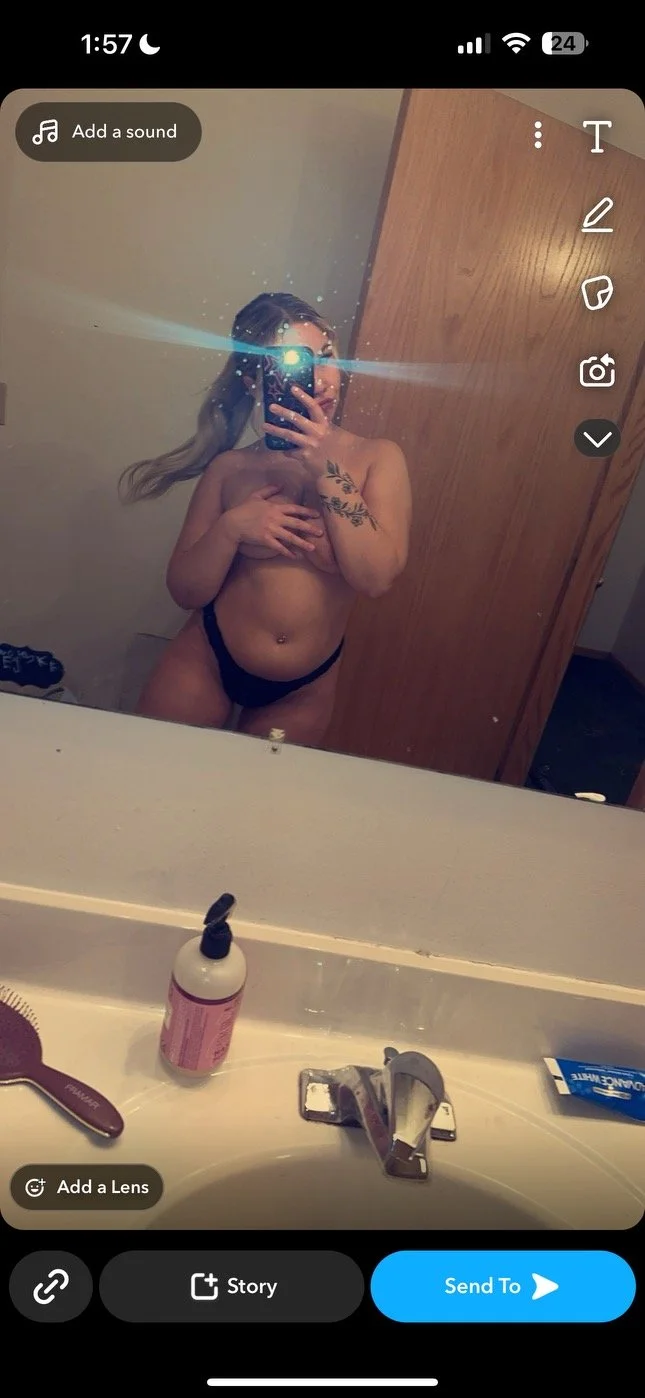 Bad lil bitch image 5