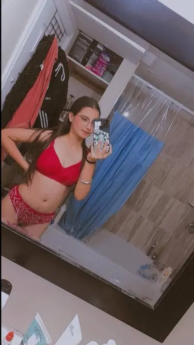 🥵 Estefania exibida por zorra 🤤 cover image