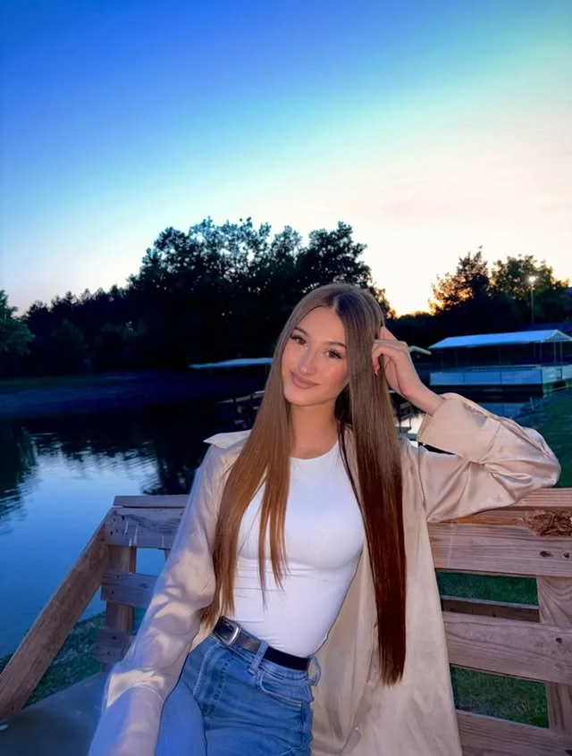 Bosnian whore Sabira H. image 3