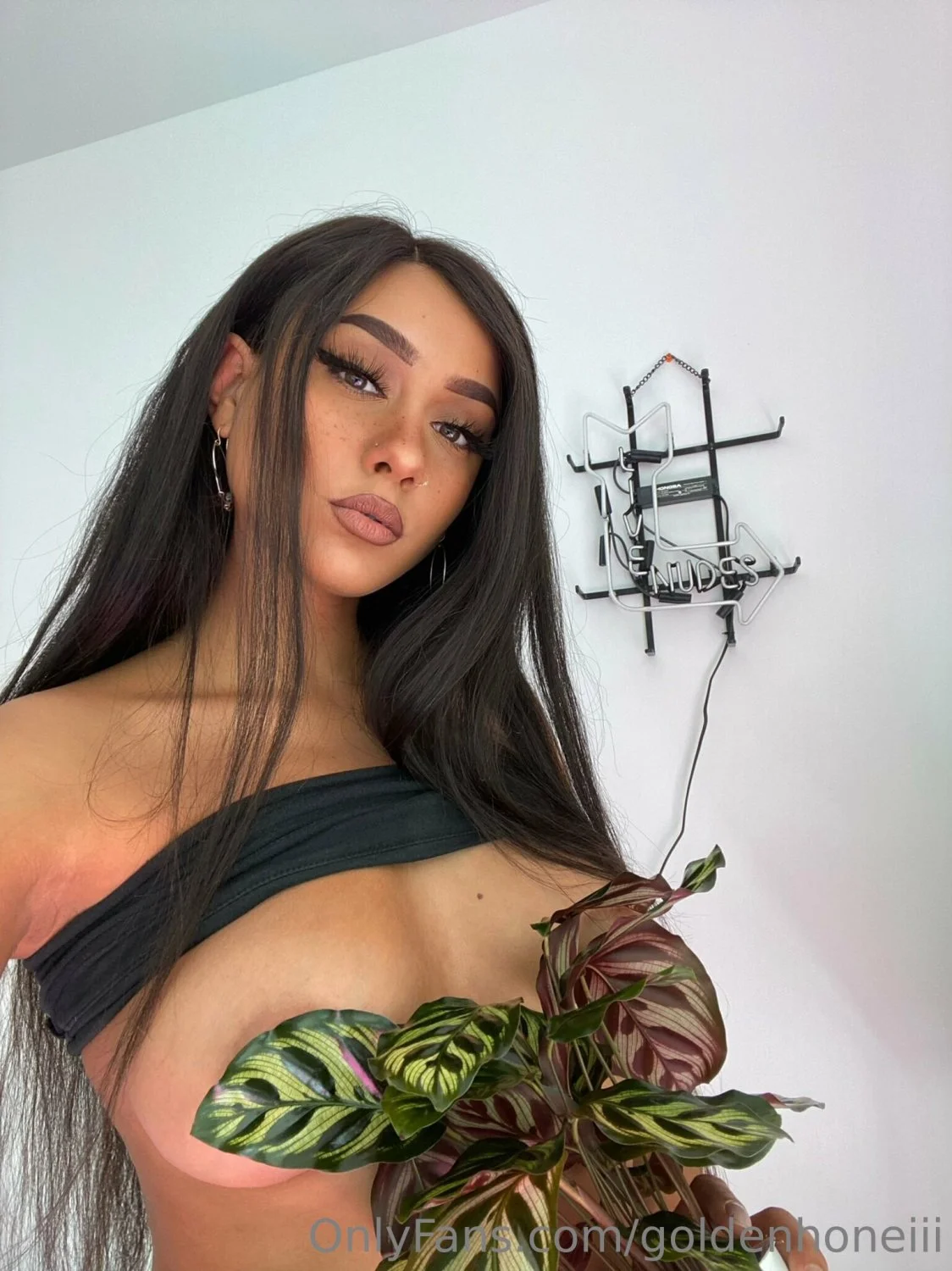 hot brown thot image 36