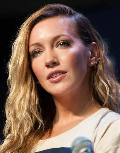 Katie Cassidy (Arrow) sextapes leaks cover image