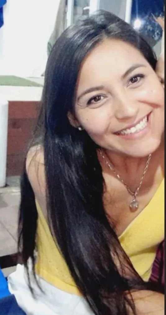 Puta Correntina ,mujer de policia de Villaguay, infiel ,milf y fit. image 19