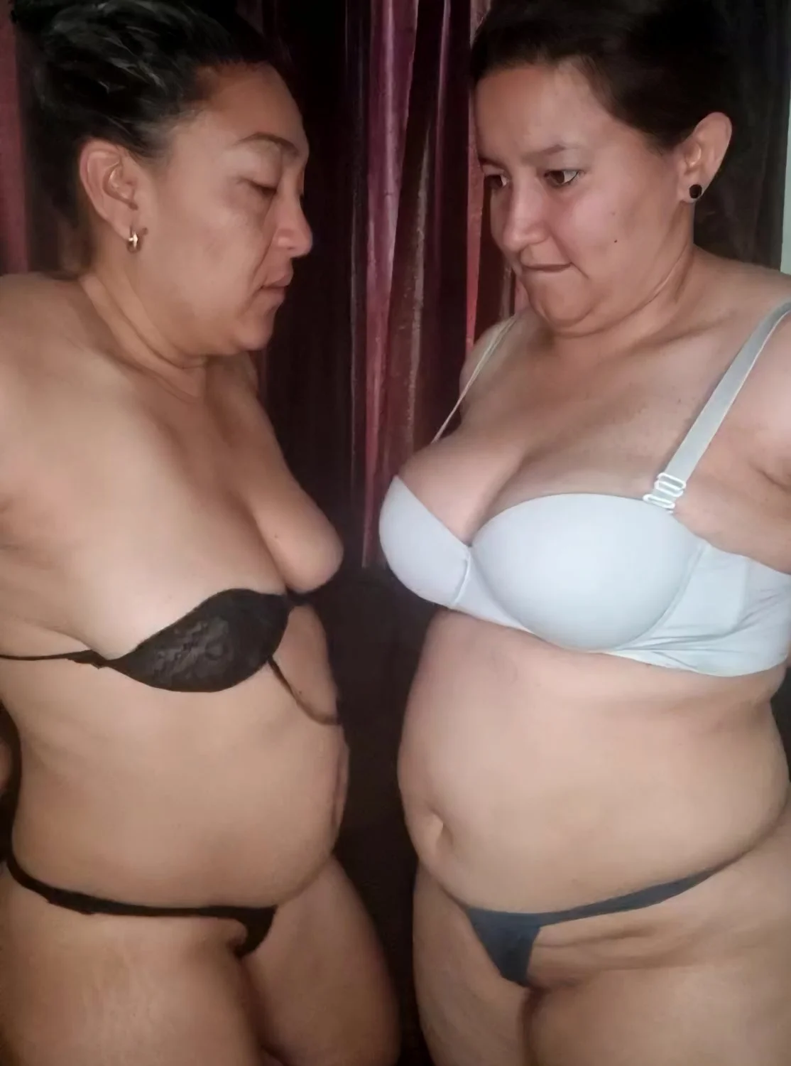 2 putipobre madura amigas parte 1 image 14