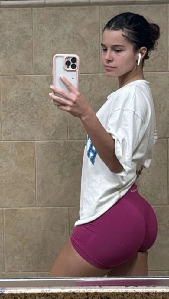 Gabriella saraivah gostosa🤤😍 image 26