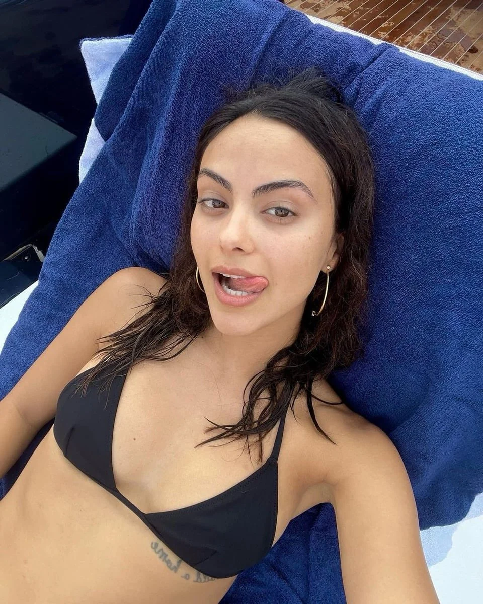 Riverdale Girls Fap Collection (comment your fav) image 7