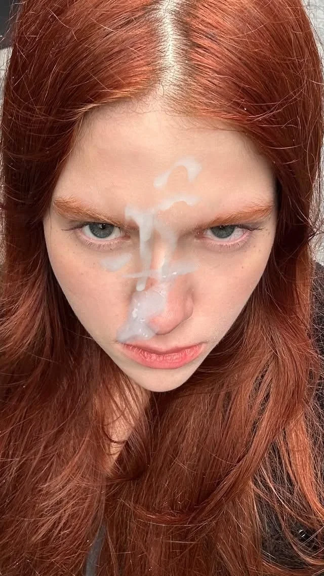 Novinha ruiva ama gozada na cara Duda Vaz redhead ginger Eduarda Vaz cumslut image 2