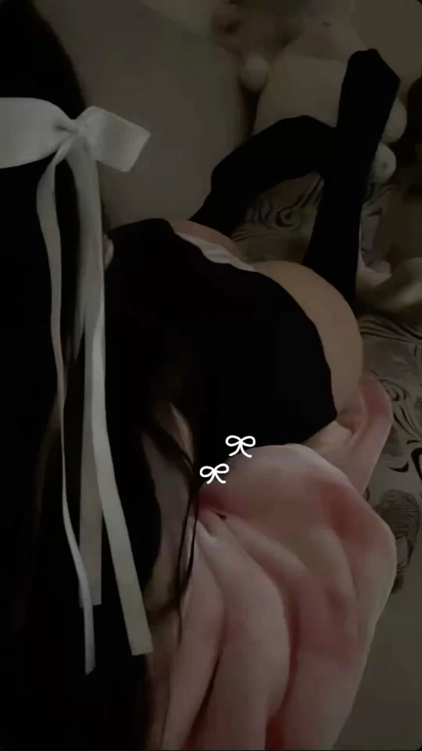 horny latina need buyers dm twitter image 2