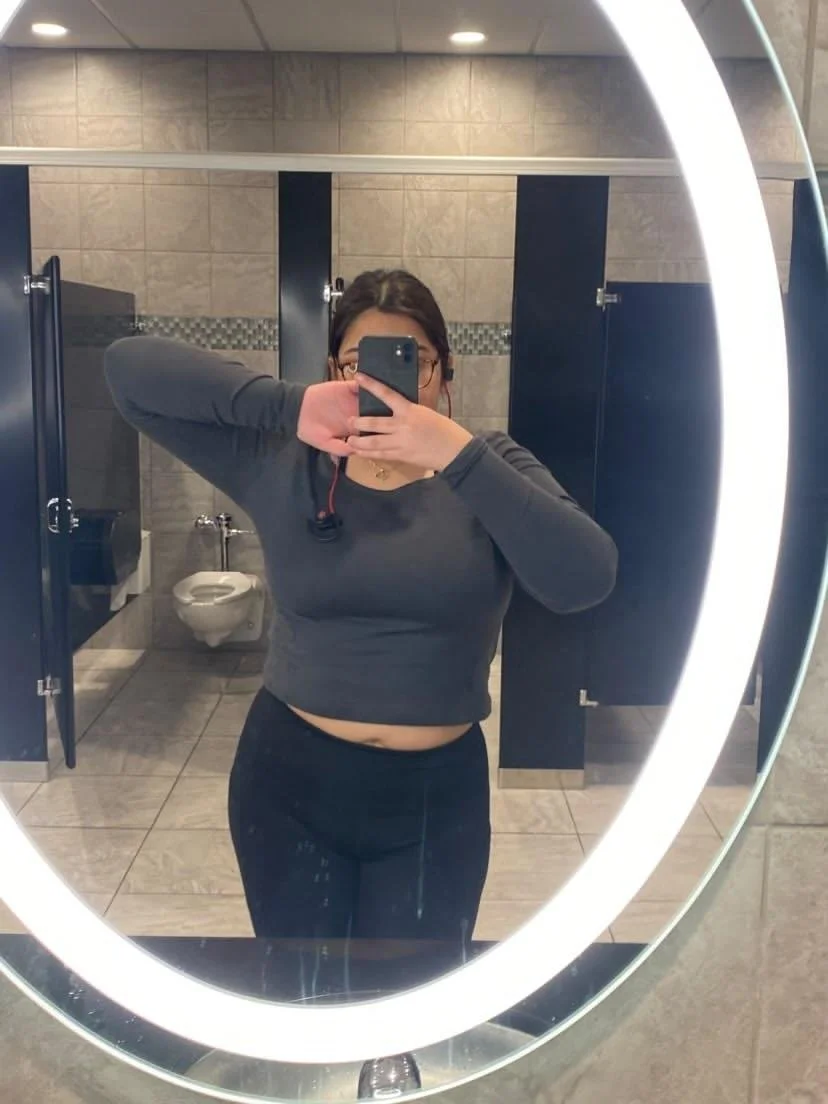 Thick Latina gf image 5