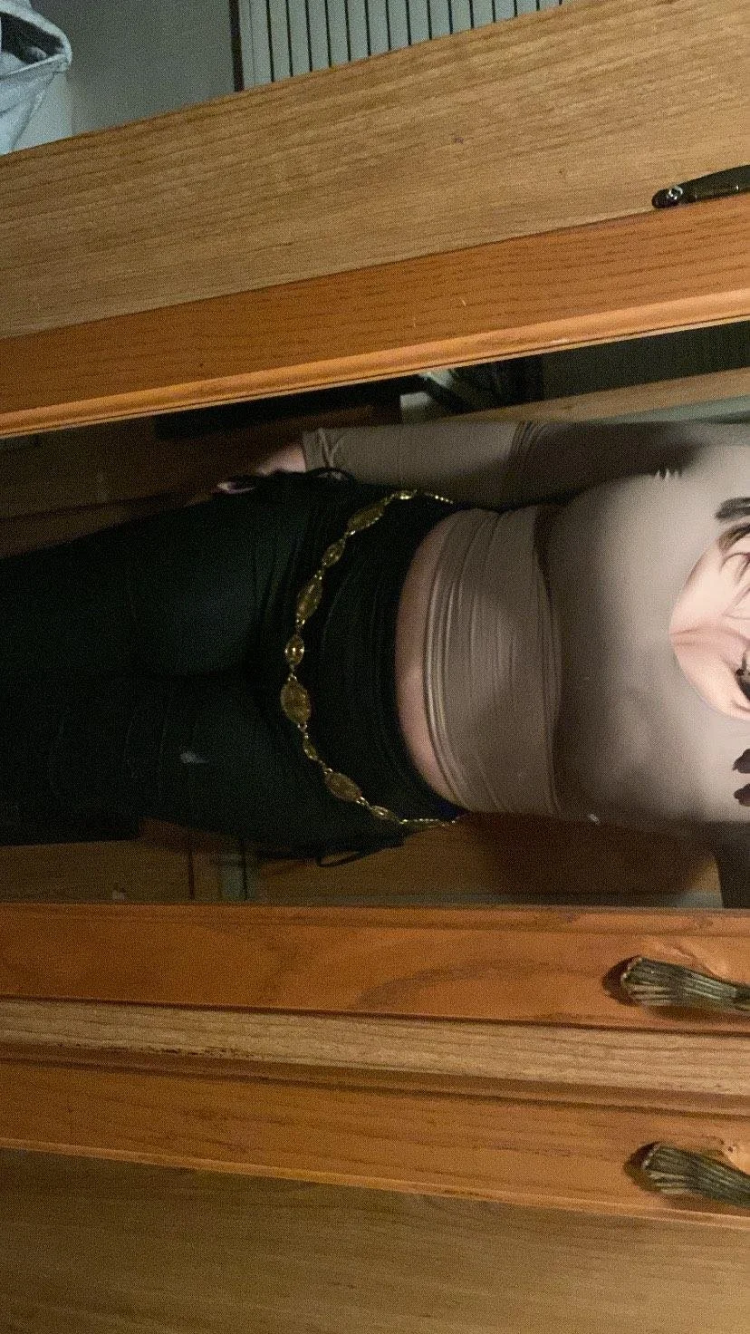 Thick Latina gf image 7