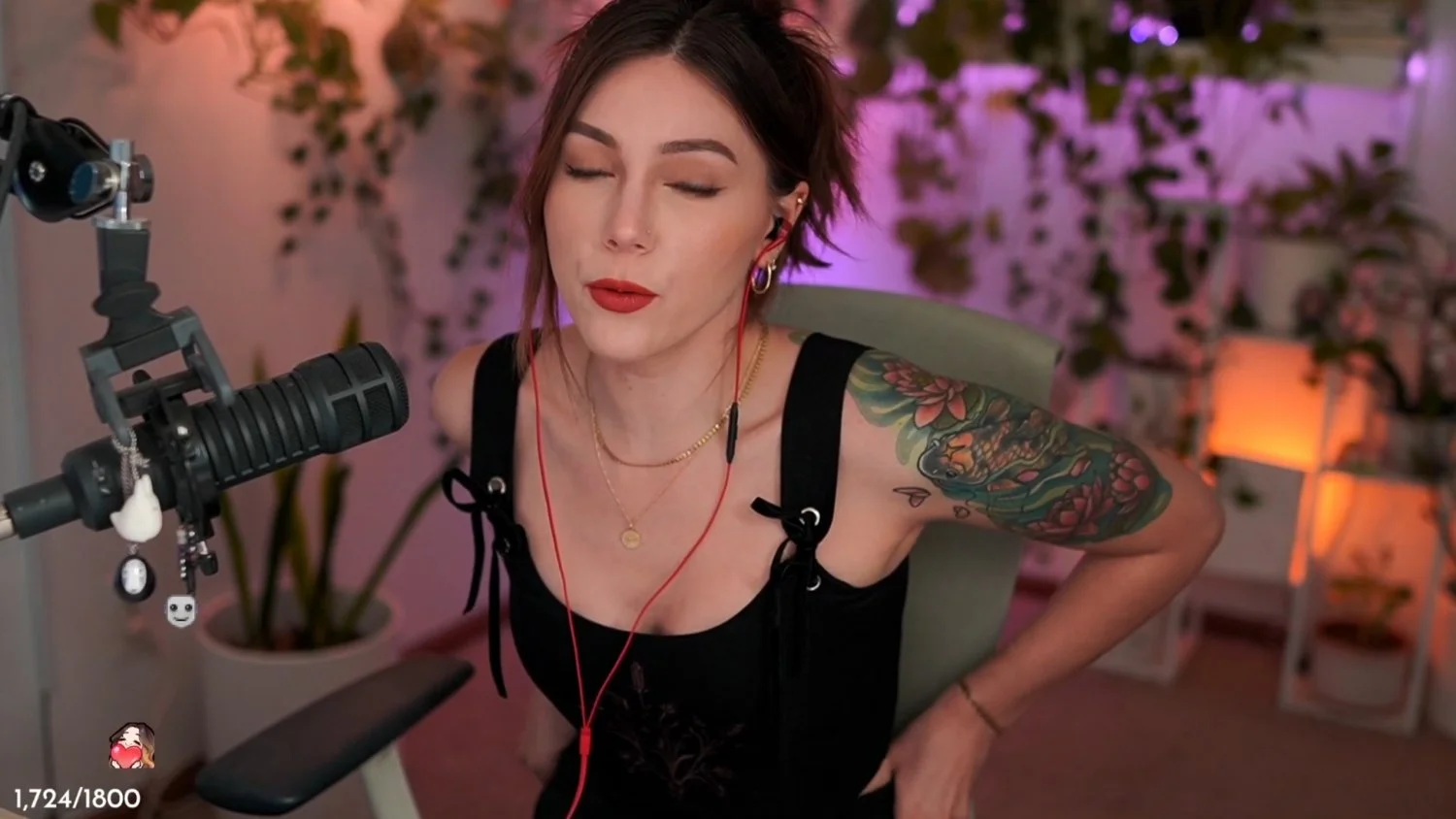Marz looking extra fuckable image 2