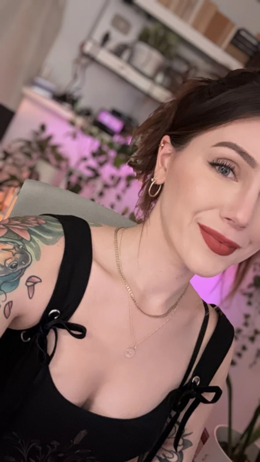 Marz looking extra fuckable image 3