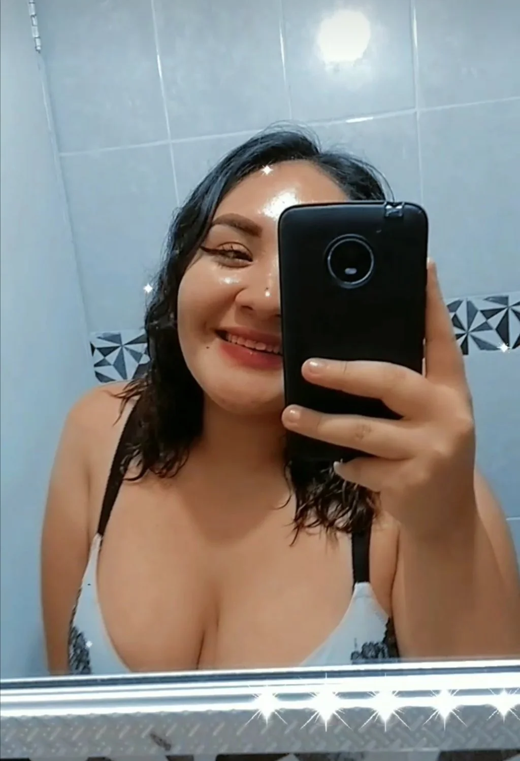 Latina main image