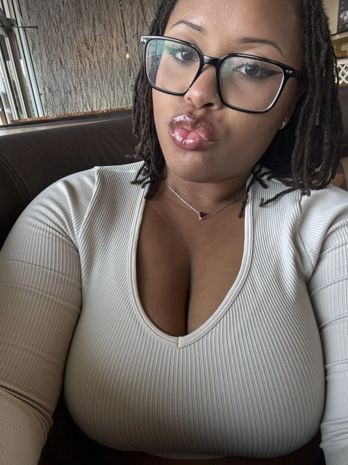 Pretty Bbw ebony with glasses image 10