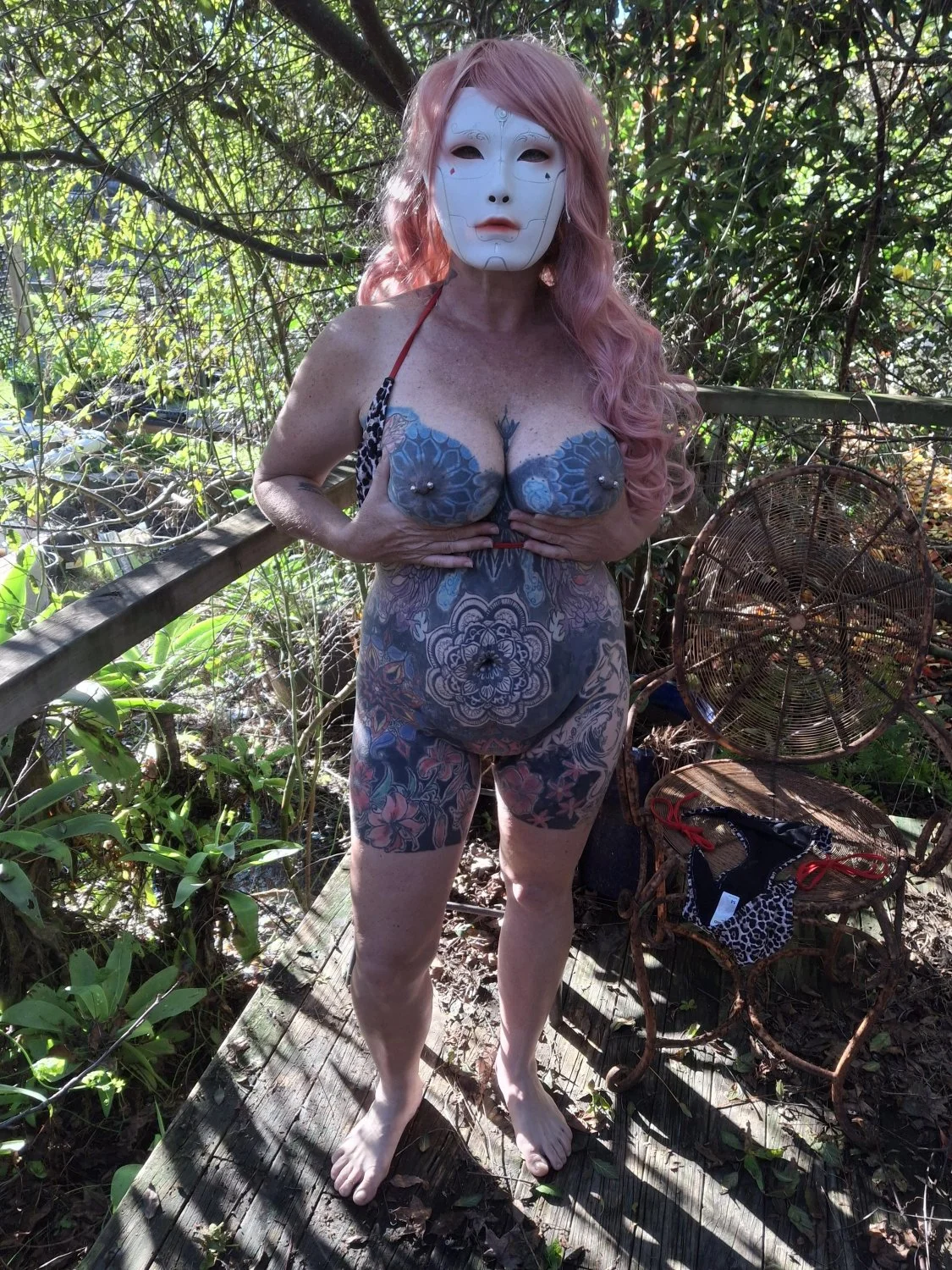White Bitch with pussy tattoos and tattoos on her tits image 4