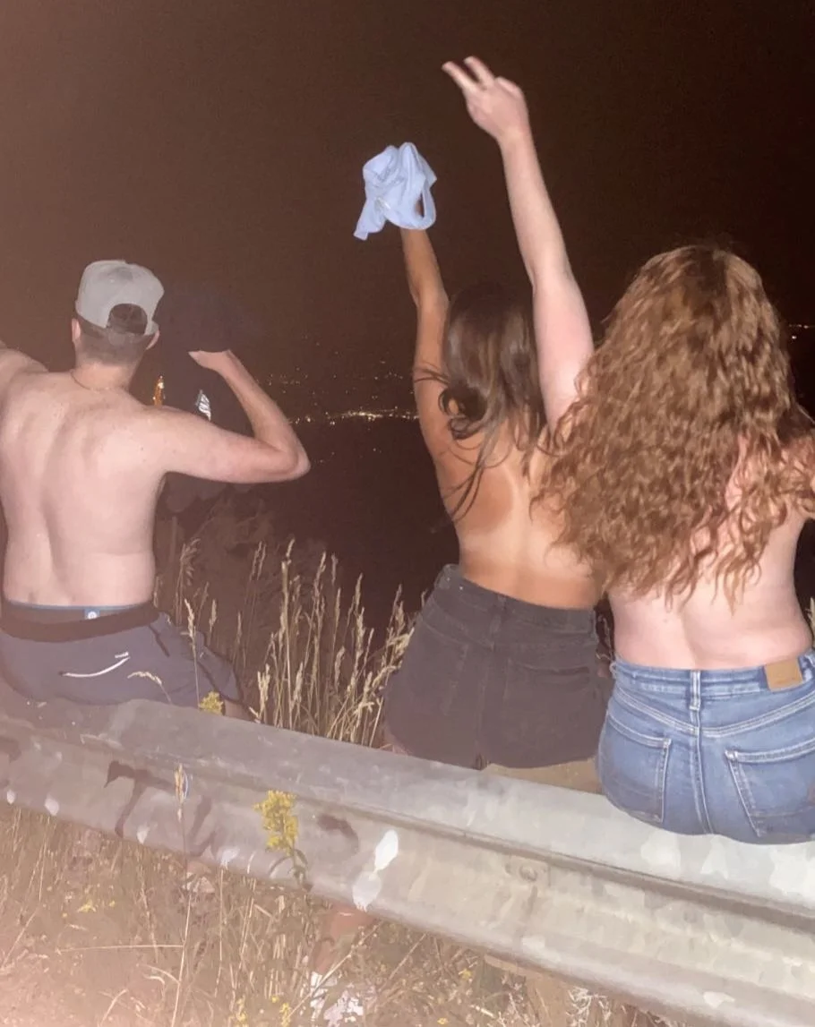 Anela - thic college party slut selfie n nudes 18+ image 7