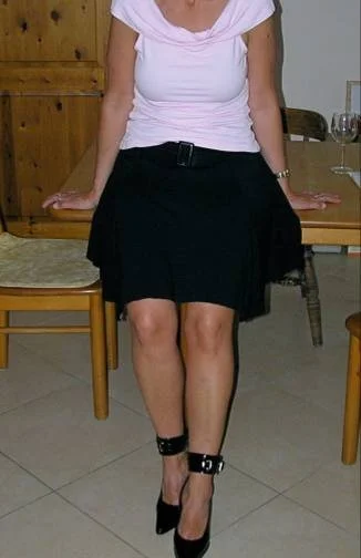 Sexy Mature wife exposed for the world to see! image 9