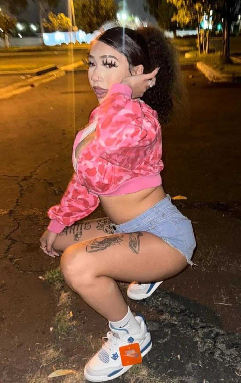 Busty Black Bop Jocelyn image 4