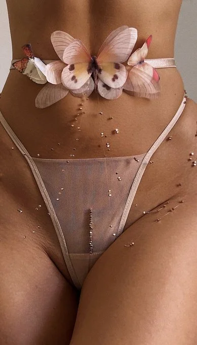 Bombón Latina (Soft) image 10