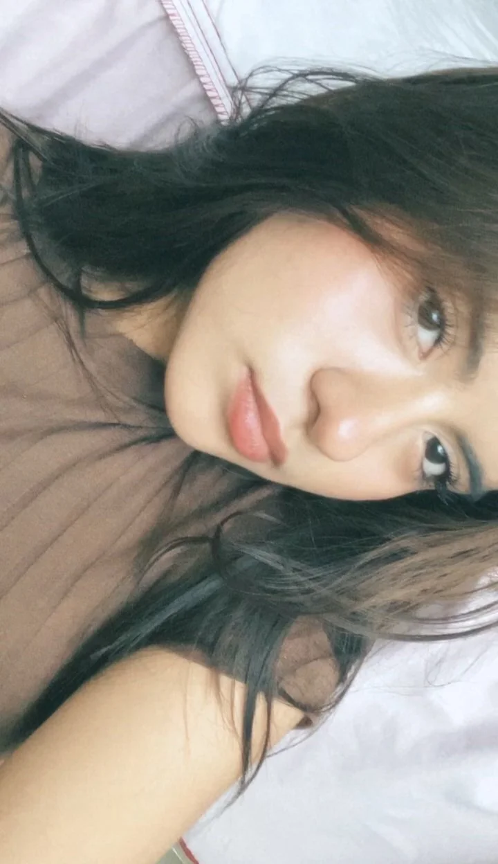 Las flaquitas hermosas son las más ricas y putas image 2